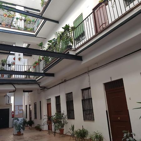 Ideal Apartamento Tipo Loft En Triana Sevilla Wifi Εξωτερικό φωτογραφία