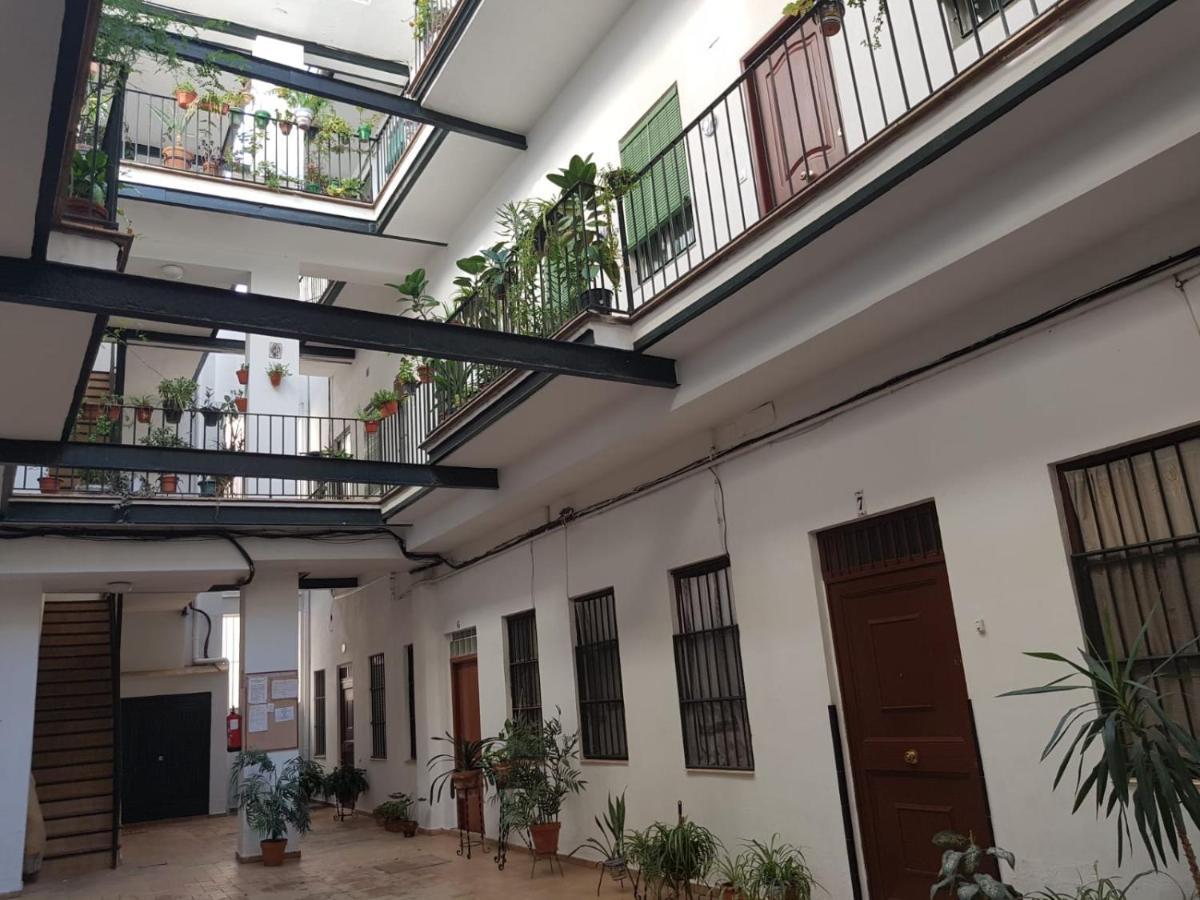 Ideal Apartamento Tipo Loft En Triana Sevilla Wifi Εξωτερικό φωτογραφία